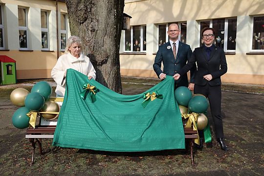 Od 80 lat wychowuje pokolenia lęborczan – 72007