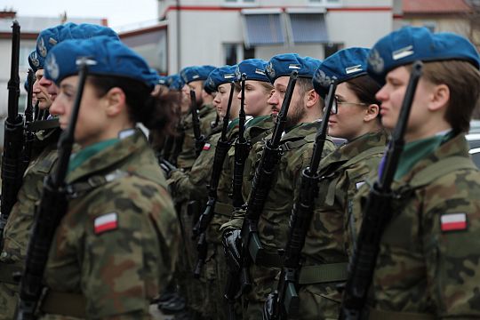 Historia, która łączy pokolenia - Lębork w hołdzie 72114