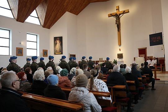 Historia, która łączy pokolenia - Lębork w hołdzie 72130
