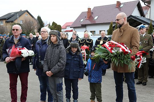 Historia, która łączy pokolenia - Lębork w hołdzie 72157