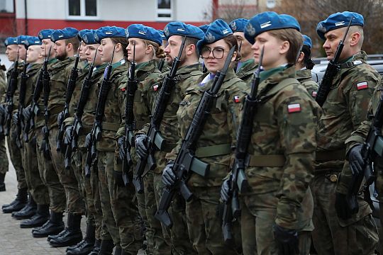 Historia, która łączy pokolenia - Lębork w hołdzie 72158