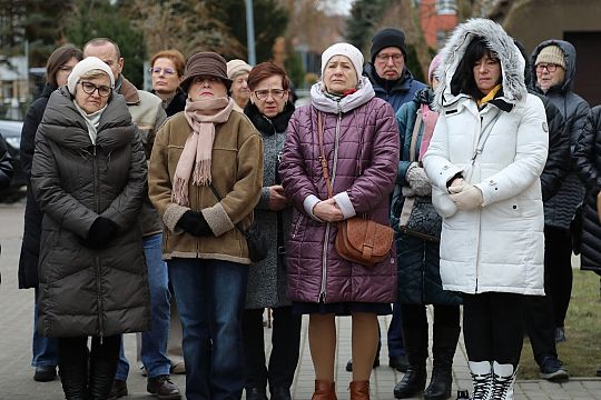 Historia, która łączy pokolenia - Lębork w hołdzie 72160