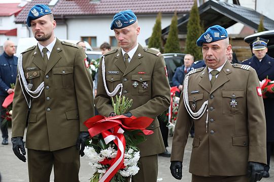 Historia, która łączy pokolenia - Lębork w hołdzie 72165