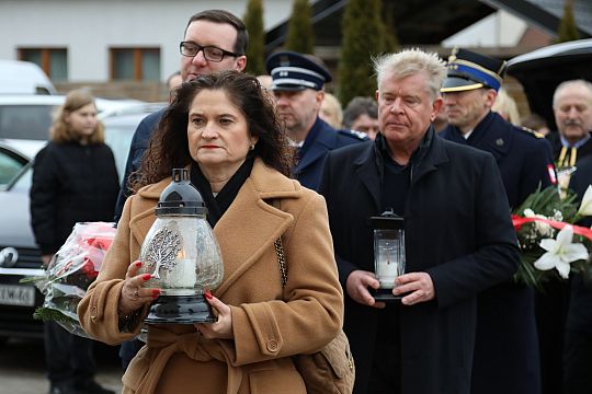 Historia, która łączy pokolenia - Lębork w hołdzie 72166
