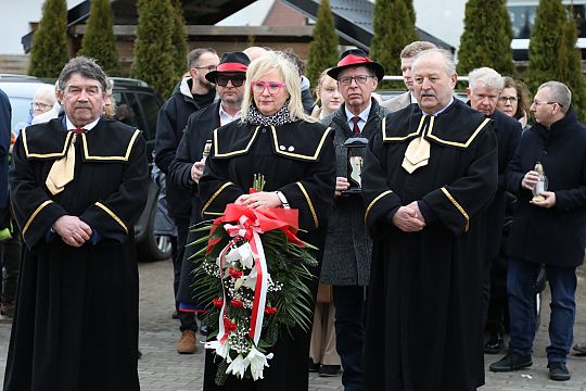 Historia, która łączy pokolenia - Lębork w hołdzie 72172