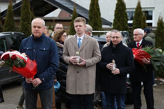 Historia, która łączy pokolenia - Lębork w hołdzie 72174