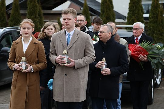 Historia, która łączy pokolenia - Lębork w hołdzie 72175
