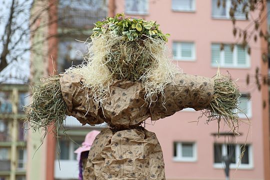 Wiosna przyszła do Lęborka! Setki dzieci w barwnym 72468
