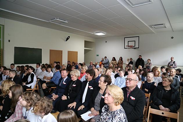 Uczniowie SJSP LTO uczcili rocznicę Niepodległości