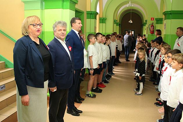 Razem zaśpiewali wszystkie zwrotki Mazurka Dąbrowskiego