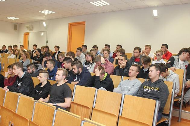 Wykład prof. Góralczyka o roli inżynierów w odzyskaniu niepodległości