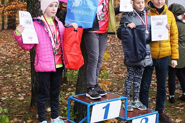 Indywidualne Biegi Przełajowe z okazji Święta Niepodległości w strugach deszczu