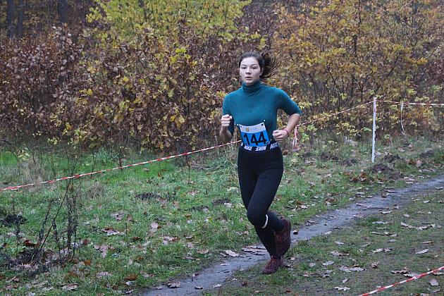 Indywidualne Biegi Przełajowe z okazji Święta Niepodległości w strugach deszczu