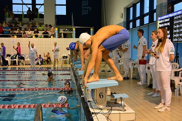 XII Ogólnopolskie Zawody Pływackie MEYN