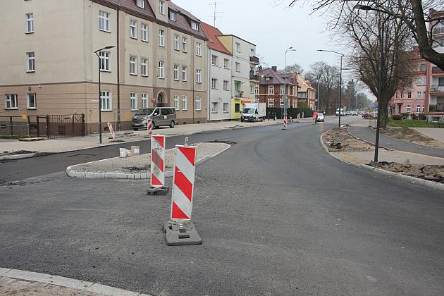 Lęborski Węzeł Przesiadkowy. Front robót na Dworcowej