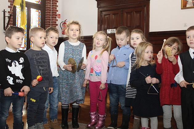 Kolędowa wizyta „Biedronek”