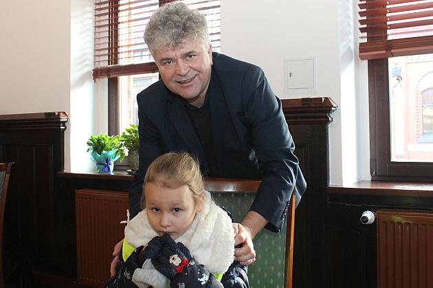 Świąteczna wizyta przedszkolaków z „Jedynki”