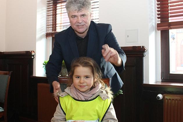 Świąteczna wizyta przedszkolaków z „Jedynki”