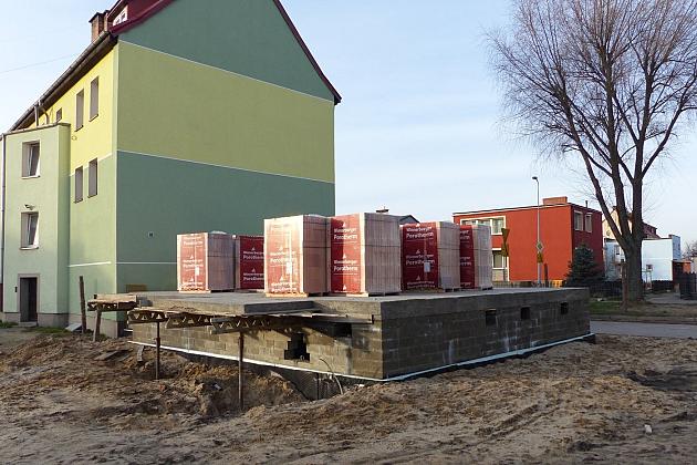 Przy Stryjewskiego powstają mieszkania komunalne