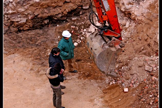 Odkryto fundamenty baszty