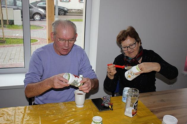 Aktywni seniorzy w Klubie Osiedlowym BAZA