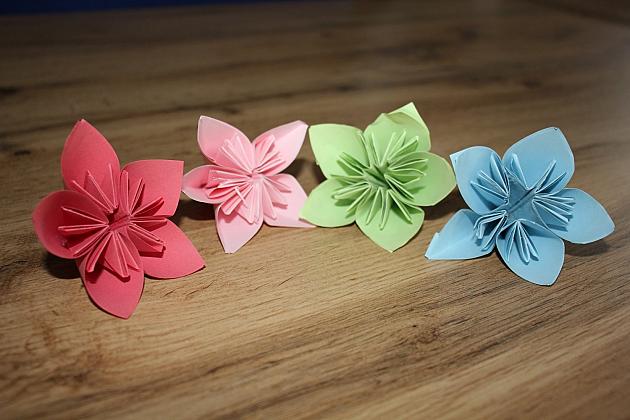 Aktywni seniorzy w Klubie Osiedlowym BAZA