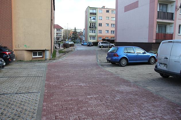 Udrożniony przejazd i parking przy szkole nr 3