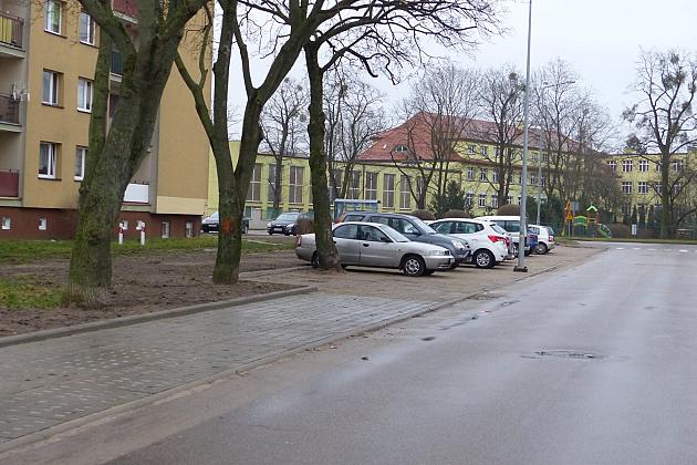 20 nowych miejsc parkingowych przy ulicy Słowackiego