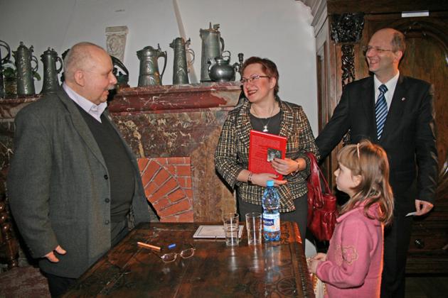 Profesor Kowalski napisał m.in. o Nipkowie