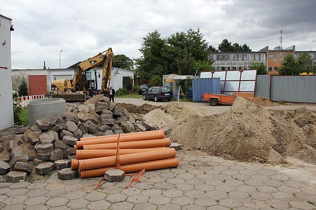 Budowa sieci kanalizacyjnej i wodociągowej przy Pionierów