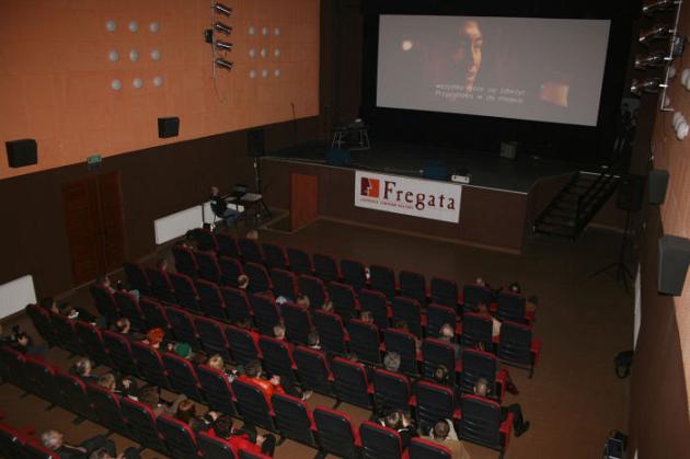 Kino otwarte! Pierwszy film na ekranie