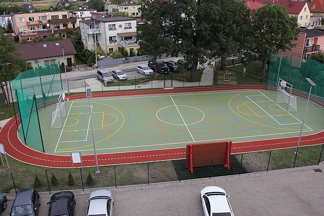 Nowe boisko czeka na małych i dużych