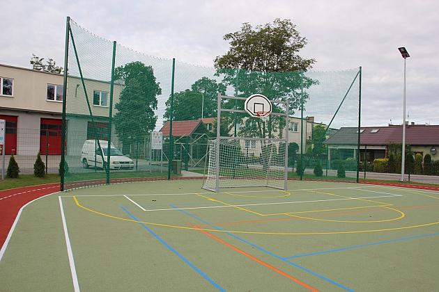 Nowe boisko czeka na małych i dużych