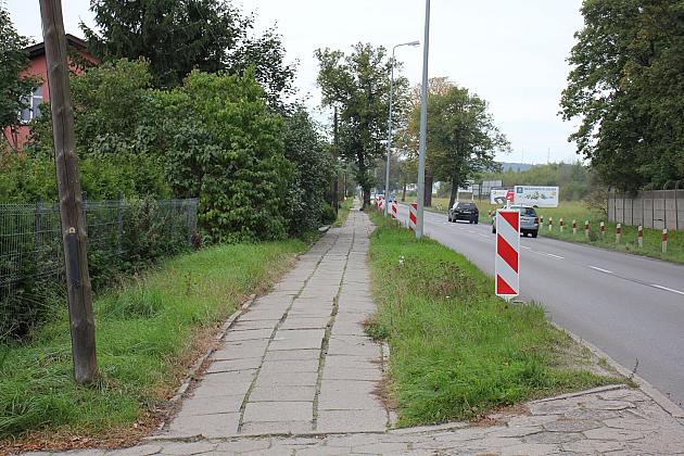 Ciąg pieszo-rowerowy na Kossaka. Ruszyła przebudowa