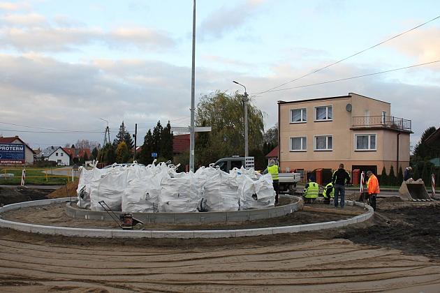 Przebudowa ronda przy Komuny Paryskiej