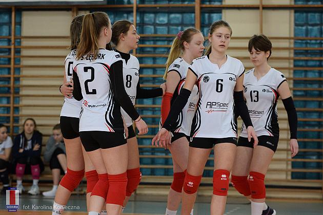 Srebrne siatkarki SPS Lębork z wizytą w ratuszu