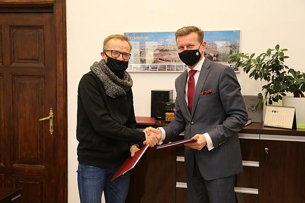 Podpisano kolejne umowy na wsparcie realizacji zadań publicznych z zakresu sportu na 2021 r.