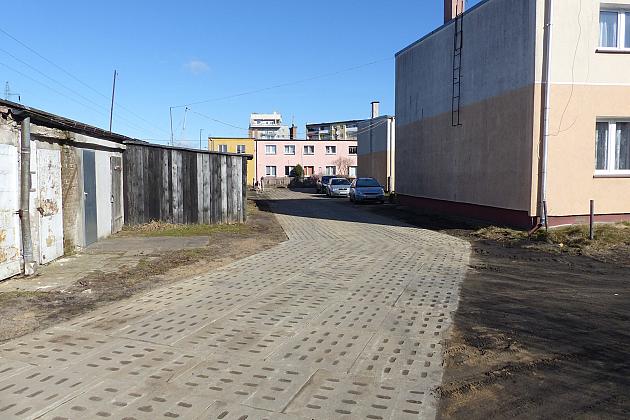 Ulica Emilii Plater-bis utwardzona