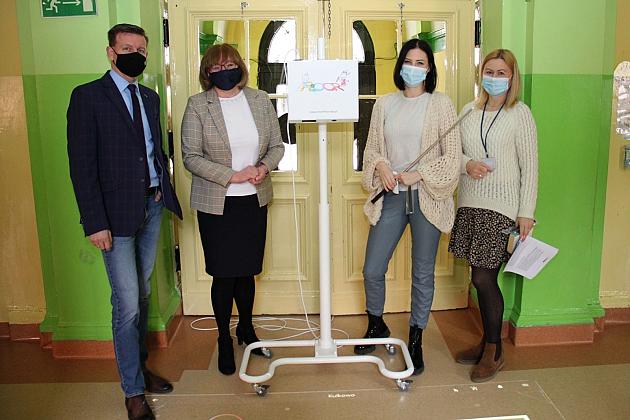 Interaktywne podłogi trafiły do lęborskich szkół