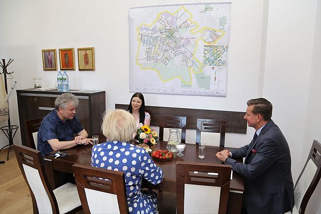 Gratulacje dla  lęborskiej zwyciężczyni konkursu literackiego