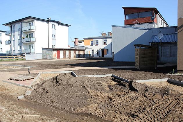 Podwórka integracyjne zmieniają „Lębork Nowy Świat”