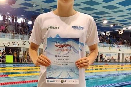 Pływaczka Weronika Klejna ze srebrnym medalem