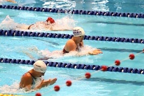 Pływaczka Weronika Klejna ze srebrnym medalem