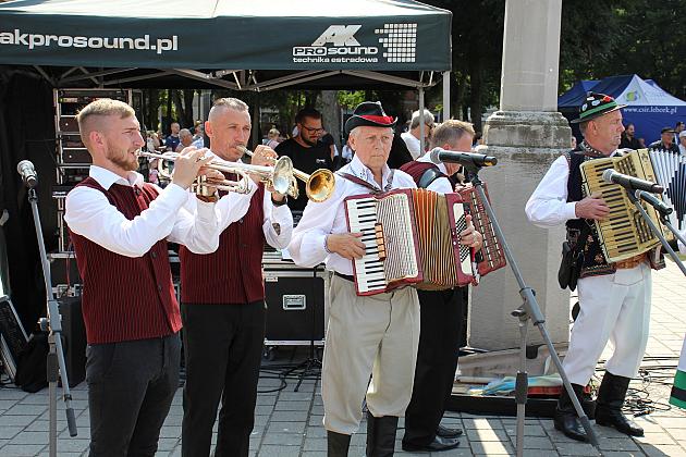 Międzynarodowe Spotkania z Folklorem „Muzyka Regionów”