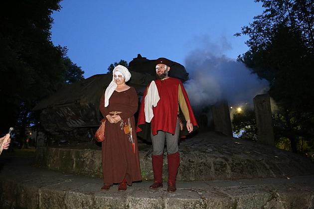 Spacerowali z duchami krzyżaków do trzech wież