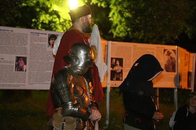 Spacerowali z duchami krzyżaków do trzech wież