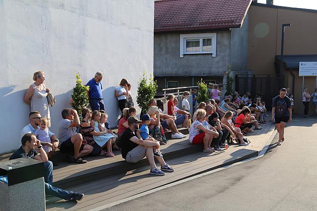 Radość w „Zakątku Kultury”. Letnie spektakle dla najmłodszych widzów