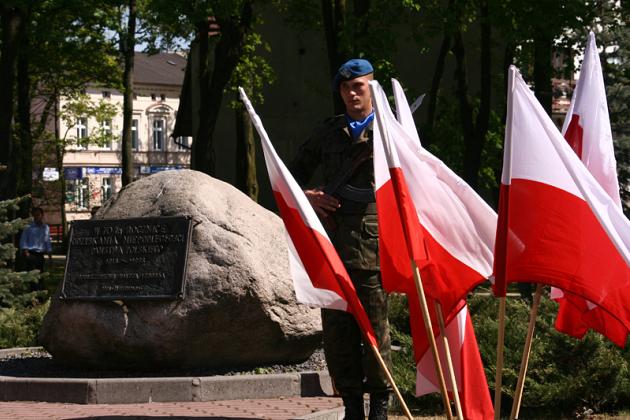 Święto Konstytucji 3 Maja -  Witaj maj, piękny maj, u Polaków błogi raj...