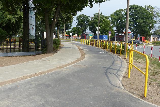 Nowa droga dla rowerów przy Krzywoustego otwarta!