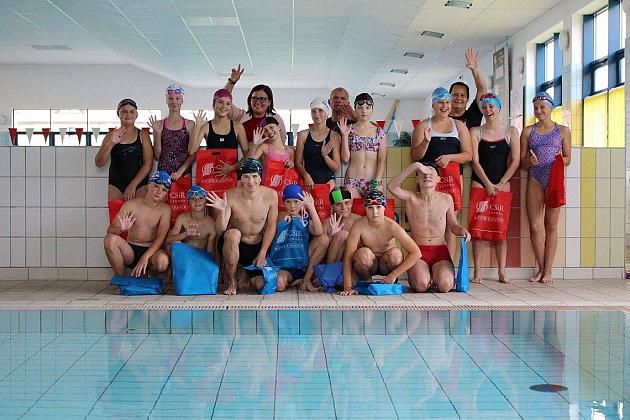 Wakacyjna przygoda na basenie